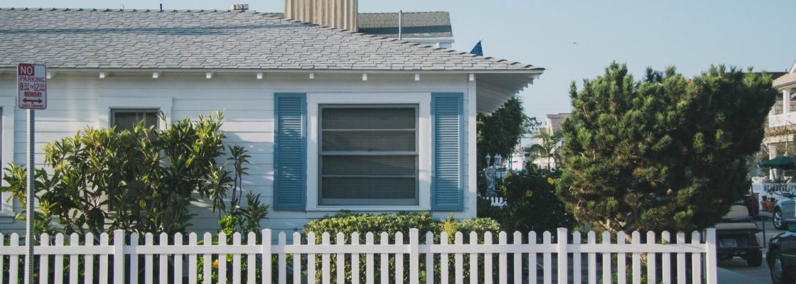 Not recording the deed makes it impossible to sell the property, get a line of credit or a mortgage
